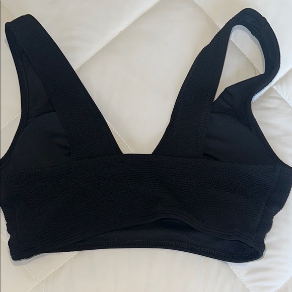 Black textured swim top - Picture 6 of 6